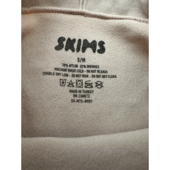 SKIMS Sculpting Mid Thigh Short Open Gusset Color Beige Women's S/M NWOT - Picture 3 of 5